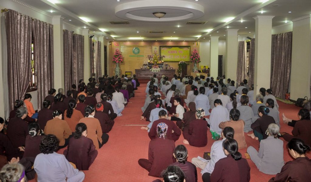 Khóa tu Ngày an lạc tháng 5 tại Chùa Yên Tử – Giờ đây bên nhau