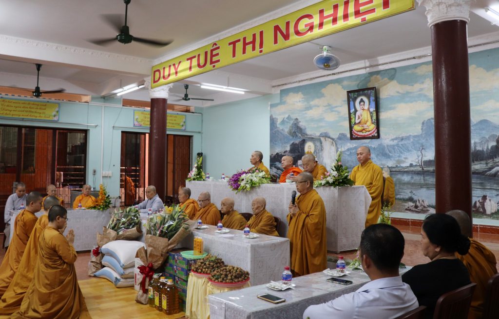 TP.HCM: Ban Trị sự Phật giáo quận Gò Vấp thăm trường hạ tịnh xá Ngọc Phương