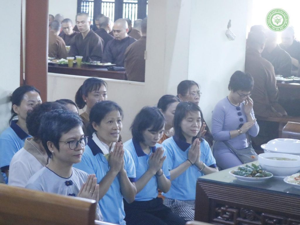 Hà Nội: Đạo tràng Đạo Phật Ngày Nay Hà Nội cúng dàng hạ trường Học viện Phật giáo Việt Nam