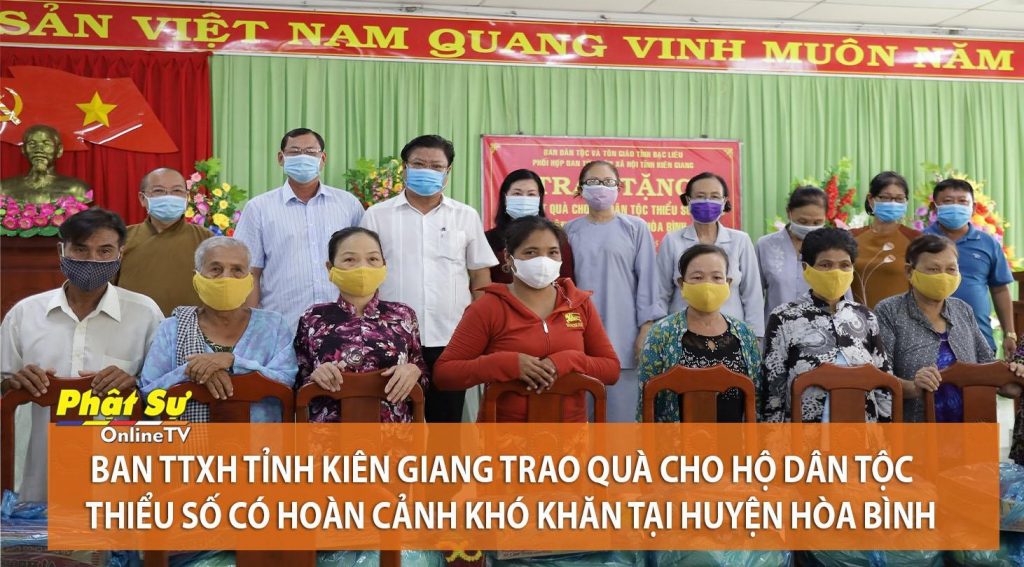 [Video] Bạc Liêu: Ban TTXH tỉnh Kiên Giang trao quà cho hộ DTTS có hoàn cảnh khó khăn tại huyện Hòa Bình