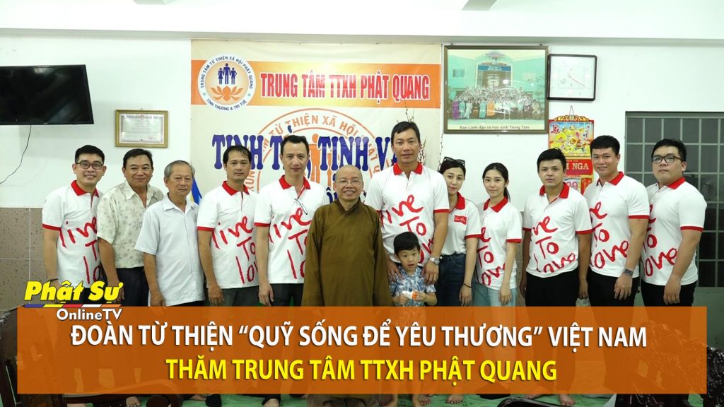 [Video] Kiên Giang: Đoàn từ thiện "Quỹ Sống Để Yêu Thương" Việt Nam thăm tặng quà cho Trung tâm TTXHPQ