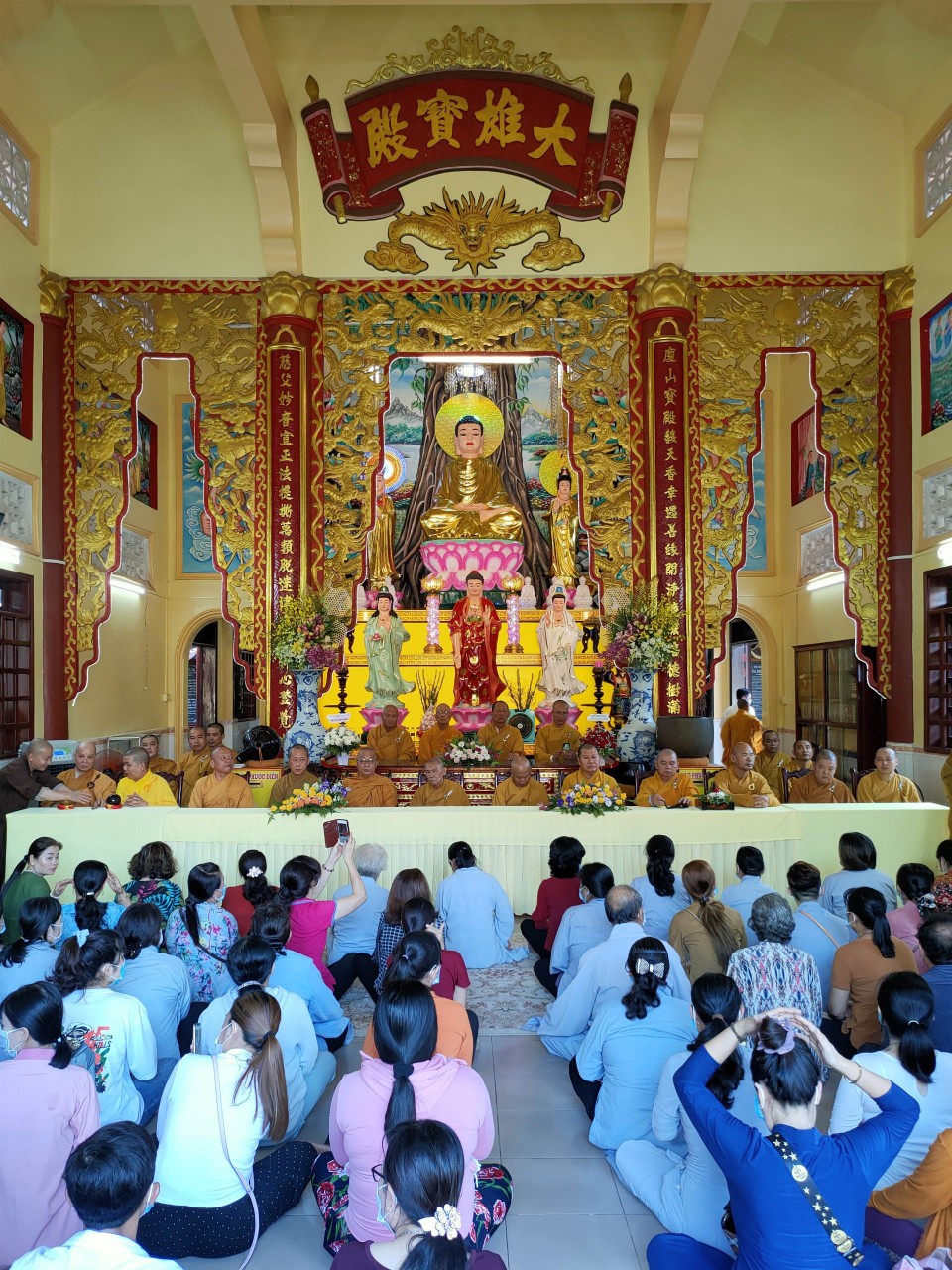 Sóc Trăng: Chùa Khánh Sơn tổ chức lễ Cầu siêu và tặng quà từ thiện nhân mùa Vu lan Báo hiếu