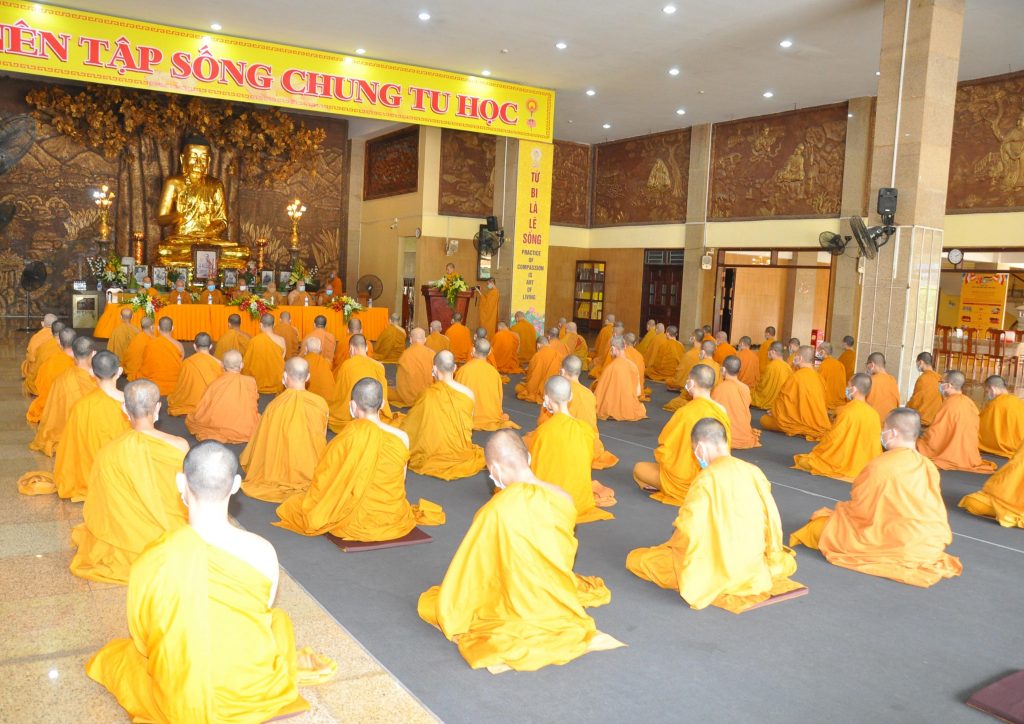 TP.HCM: Hạ trường Hệ phái Khất sĩ tạ pháp và giải chế an cư PL. 2564 - DL. 2020