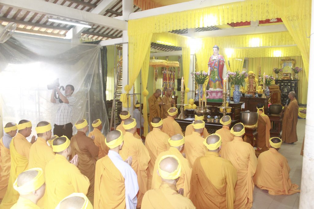 Đồng Tháp: Trang nghiêm lễ nhập kim quan Đại lão Hòa thượng Thích Thiện Huệ