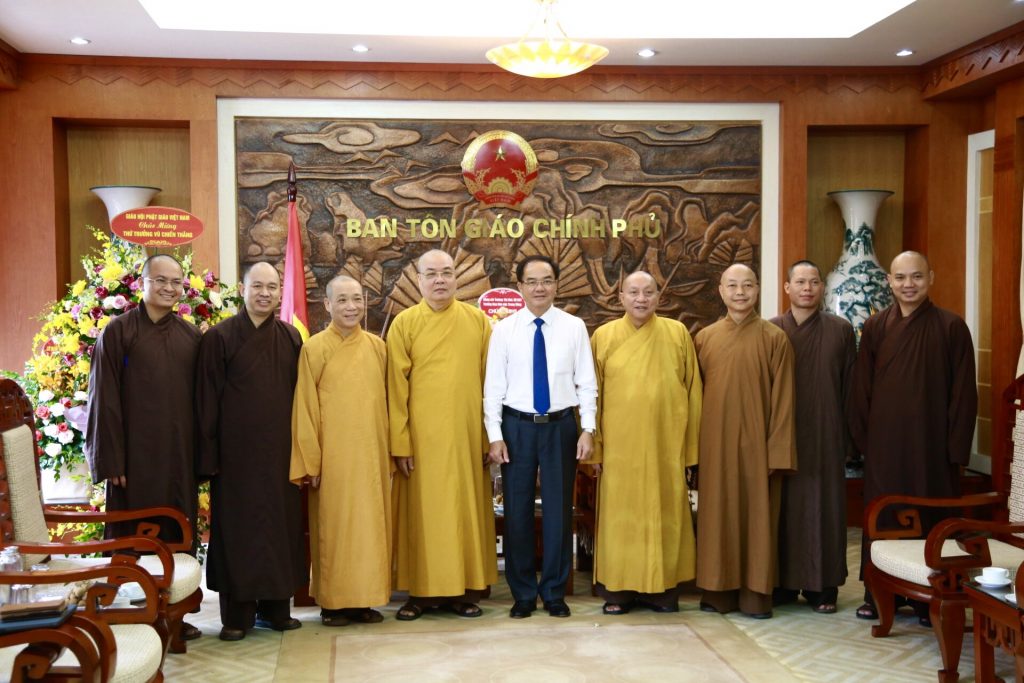 Hà Nội: Trung ương Giáo hội thăm, chúc mừng tân Thứ trưởng Bộ Nội vụ và tân Giám đốc Công an TP. Hà Nội