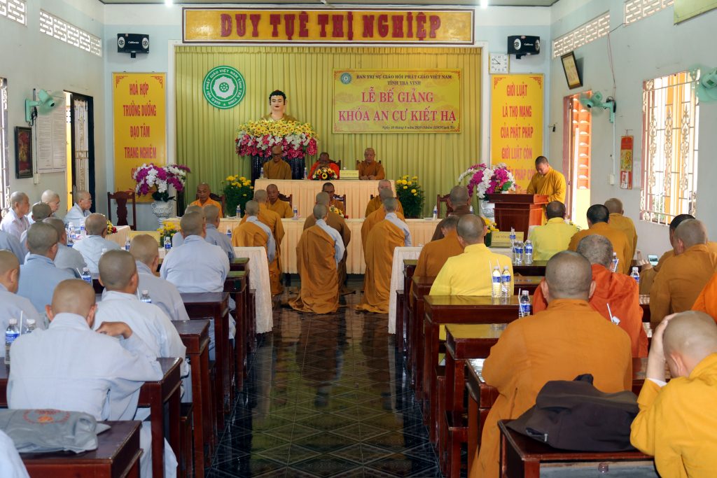 Trà Vinh: Lễ Bế giảng khóa An cư Kiết hạ PL.2564 – DL.2020