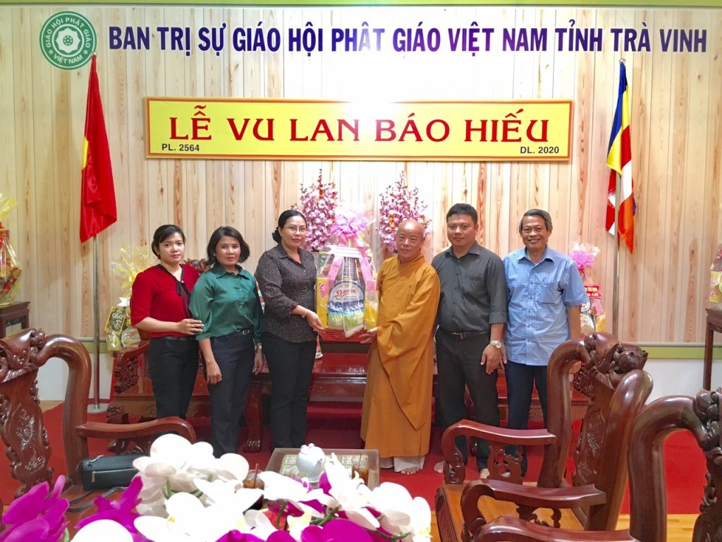 Trà Vinh: Lãnh đạo các cấp Chính quyền chúc mừng Vu lan PL.2564