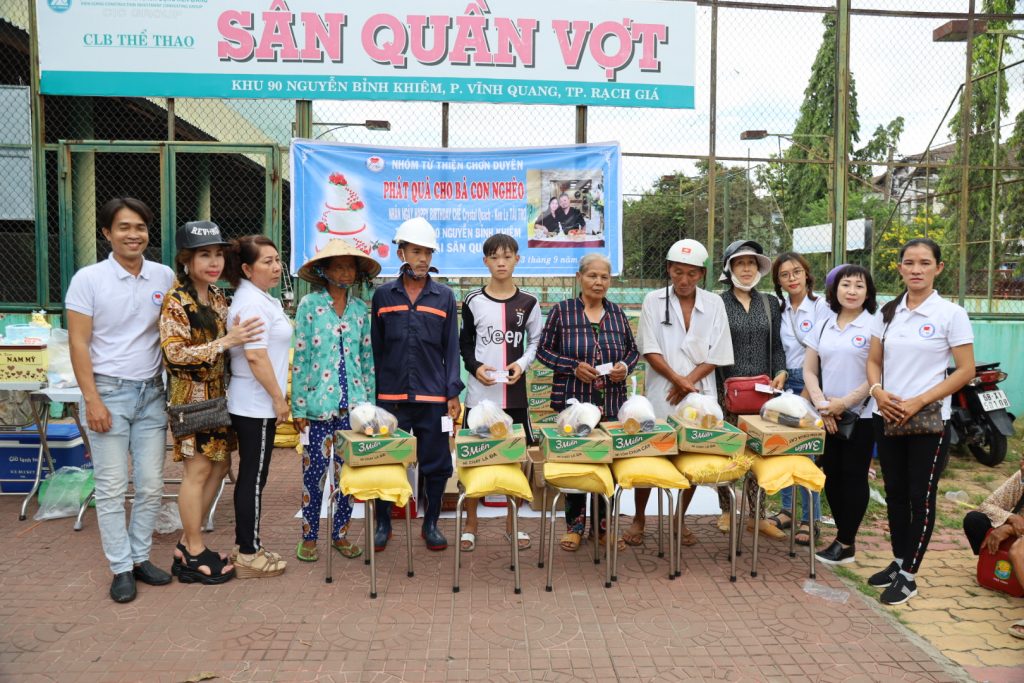 Kiên Giang: Hội từ thiện Chơn Duyên trao quà cho bà con có hoàn cảnh khó khăn