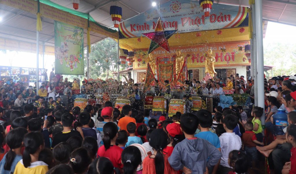 Đắk Lắk: Hơn 2.000 phần quà được trao cho các em thiếu nhi vùng Tây Nguyên nhân dịp Tết Trung thu