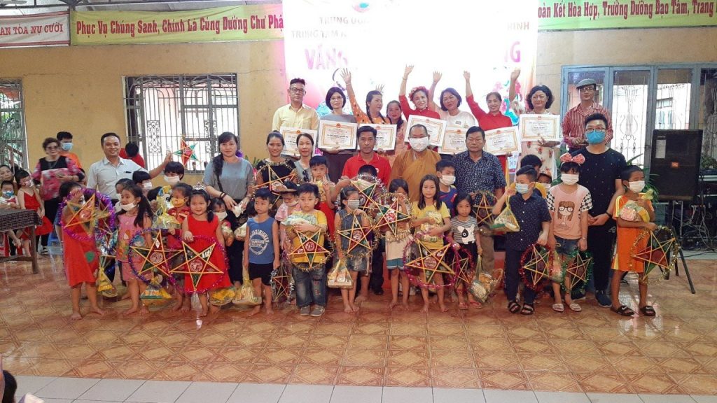 TP.HCM: Trung tâm nhân đạo Từ Tâm tổ chức chương trình văn nghệ "Vầng Trăng Yêu Thương"