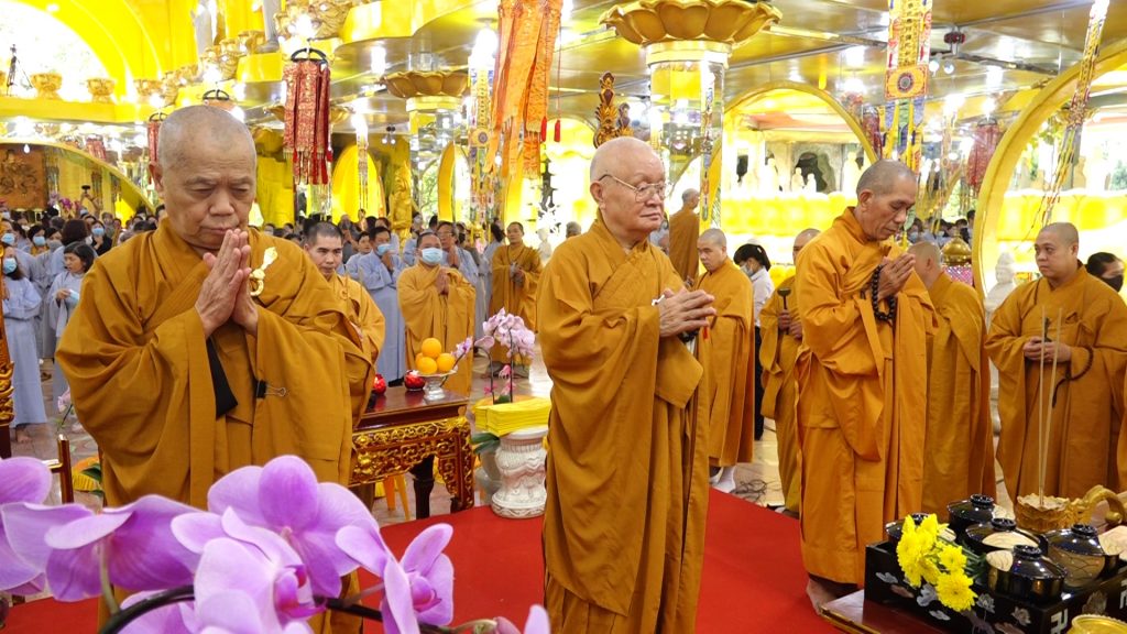 TP.HCM: Khai kinh Địa Tạng - Trai Đàn Bạt Độ Ký Tự Khôi Cốt Chư Hương Linh tại chùa Kỳ Quang 2