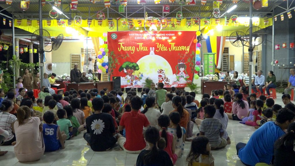 Đồng Nai: Ấm áp chương trình “Trung thu yêu thương” cho hơn 200 thiếu nhi tại chùa Liên Thành