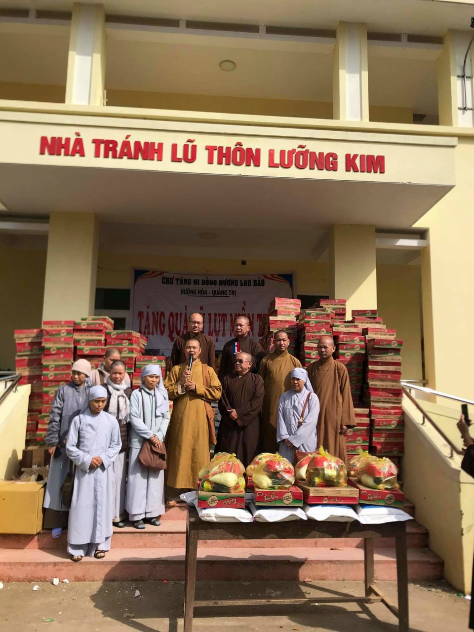 Phật giáo tỉnh Sóc Trăng chung tay chia sẻ khó khăn với đồng bào miền Trung đợt thứ 2