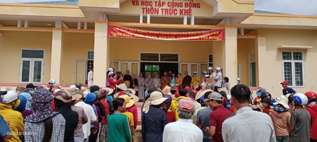 Bình Phước: Trao tặng gần 4 tỷ đồng cho bà con miền Trung