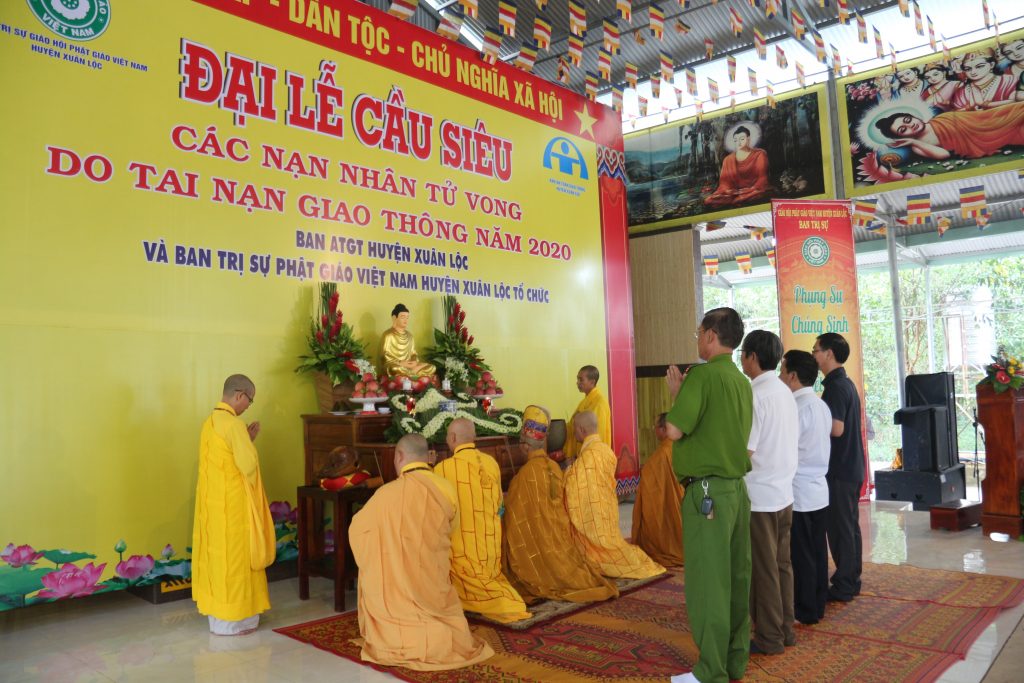 Đồng Nai: Huyện Xuân Lộc tổ chức lễ cầu siêu nạn nhân tử vong do tai nạn giao thông