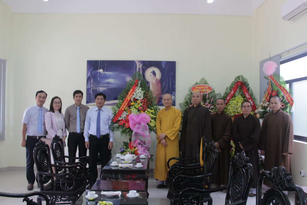 TT. Huế: Lãnh đạo Chính quyền chúc mừng Học viện PGVN tại Huế nhân ngày Nhà giáo Việt Nam 20 - 11