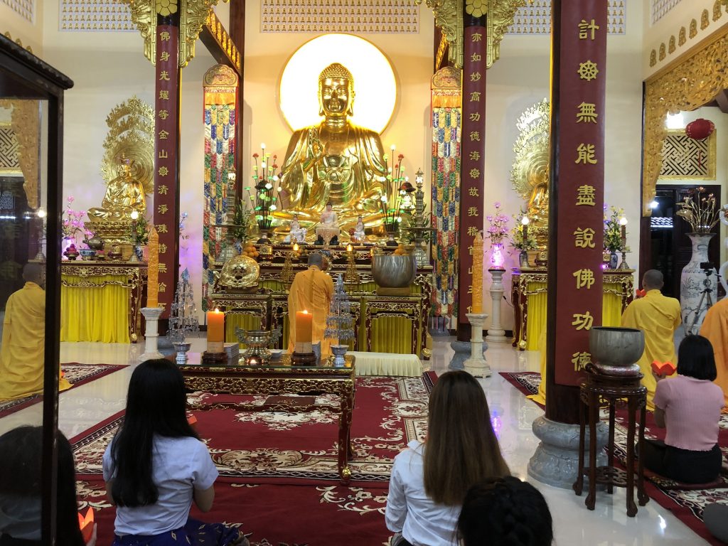 Phân Ban Hoằng pháp Hải ngoại TƯ tổ chức lễ cầu nguyện và tặng quà hỗ trợ sinh viên Lào