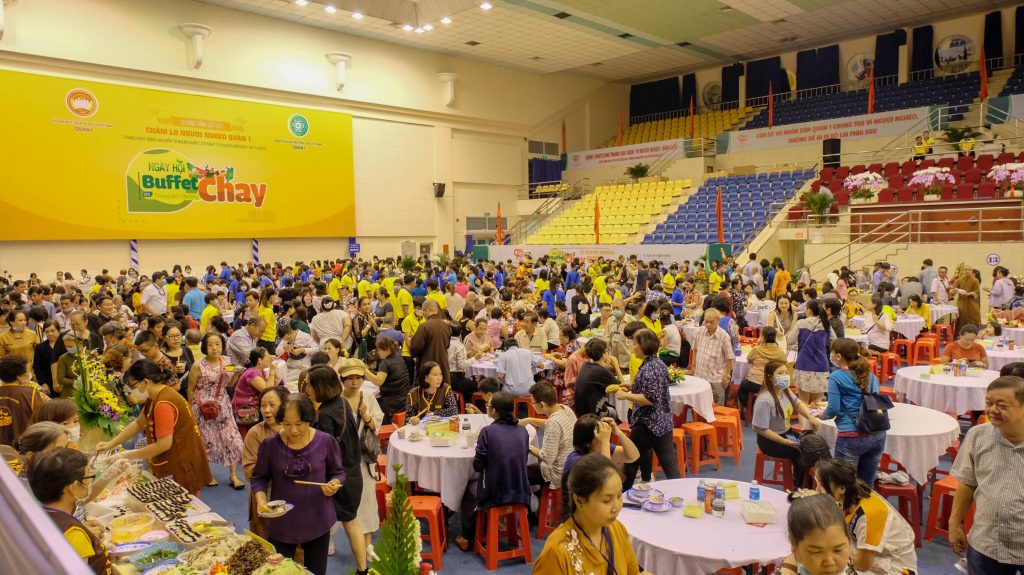TP.HCM: Phật giáo quận 1 tổ chức Buffet chay ủng hộ quỹ “Vì người nghèo”