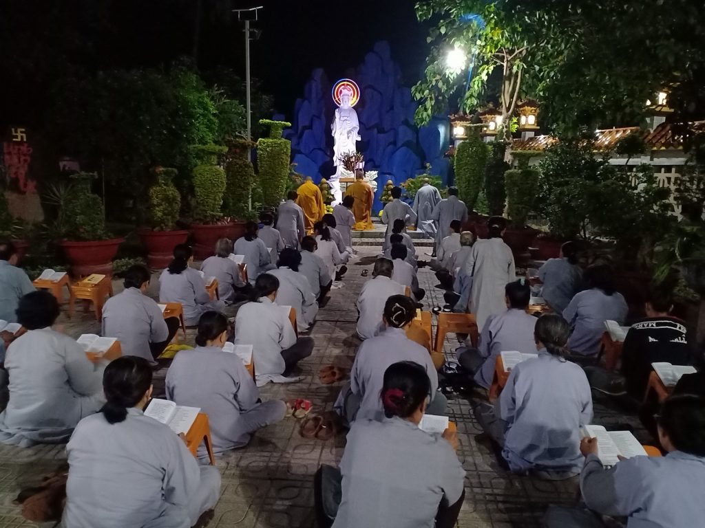 Tiền Giang: Chùa Linh Sơn trang nghiêm khoá lễ Ngũ Bách Danh