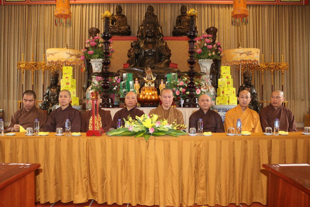 Ban Hoằng pháp Trung ương kỷ niệm ngày Nhà giáo Việt Nam và Toạ đàm “Tăng Ni trẻ với sứ mạng Hoằng pháp trong thời đại mới”