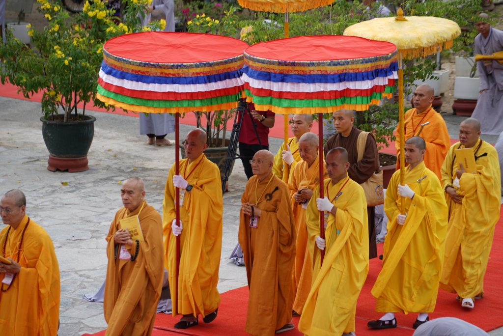 BR-VT: Chính thức Tấn đàn thọ giới Tỳ-kheo, Thức- xoa, Sa-di cho giới tử tại Đại giới đàn Huệ Đăng