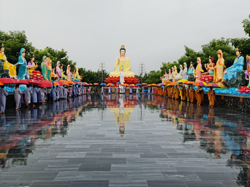 Sóc Trăng: Chùa Quan Âm Linh Ứng tổ chức an vị tôn tượng Bồ tát Quán Thế Âm và 32 ứng thân