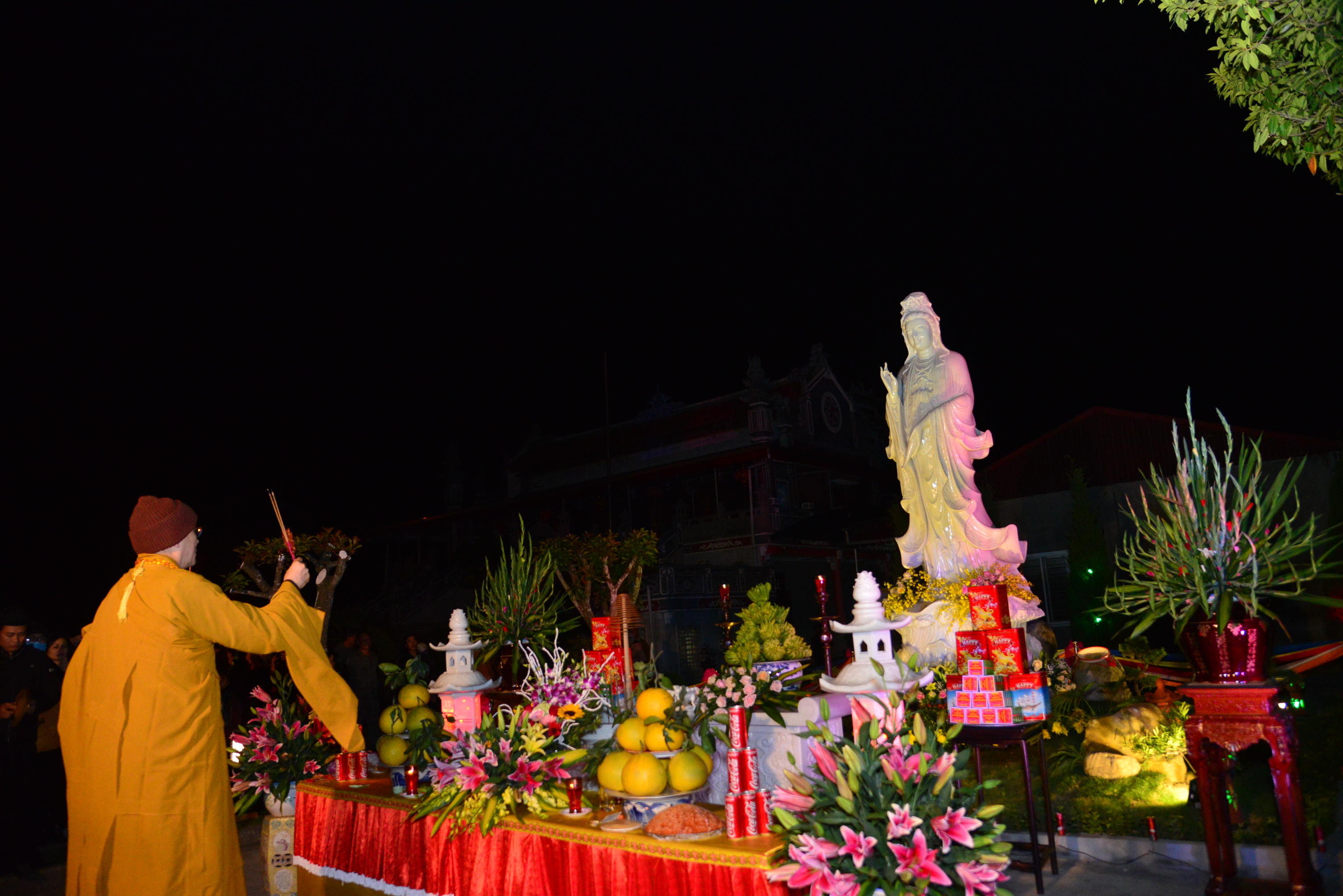 Hải Phòng: Trang nghiêm lễ an vị Tôn tượng Bồ tát Quán Thế Âm tại chùa Đông Chấn