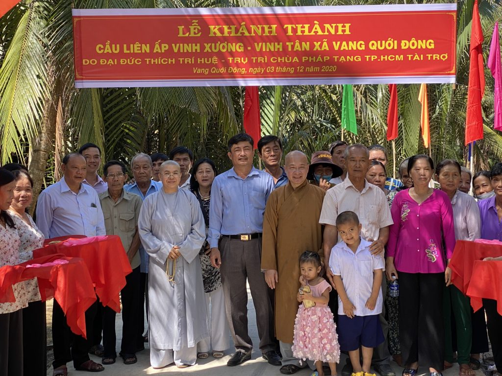 Bến Tre: Khánh thành cầu Giao thông nông thôn liên ấp Vinh Xương – Vinh Tân và bàn giao 02 nhà tình thương