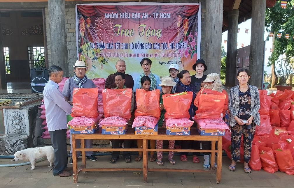 Bình Phước: Nhóm từ thiện Hiếu Bảo An trao quà Tết đến đồng bào S’Tiêng