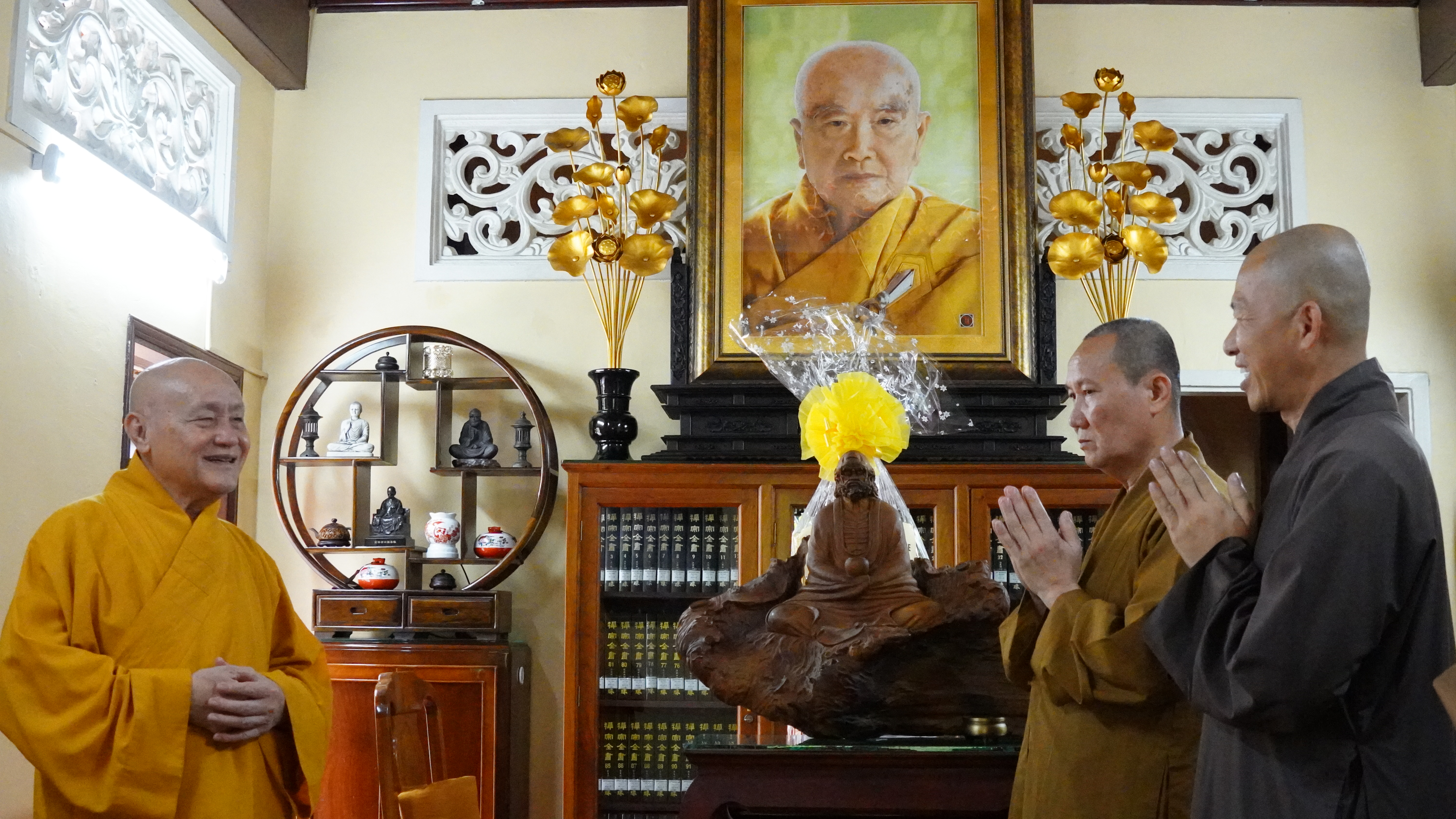 Đồng Nai: Ban lãnh đạo Phật sự Online và Tạp chí VHPG đến thăm, chúc Tết Ban Quản trị Thiền phái Trúc Lâm Việt Nam