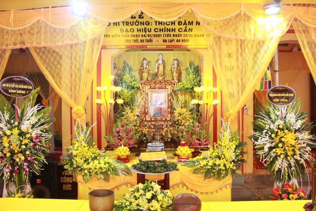 Thái Bình: Lễ nhập Kim quan NT.Thích Đàm Niệm