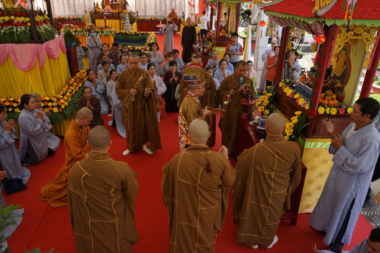 Đồng Nai: BTS GHPGVN huyện Tân Phú tổ chức lễ Đại tường cố TT. Thích Chánh Hạnh và lễ Trai đàn - Chẩn tế cầu nguyện Quốc thái Dân an