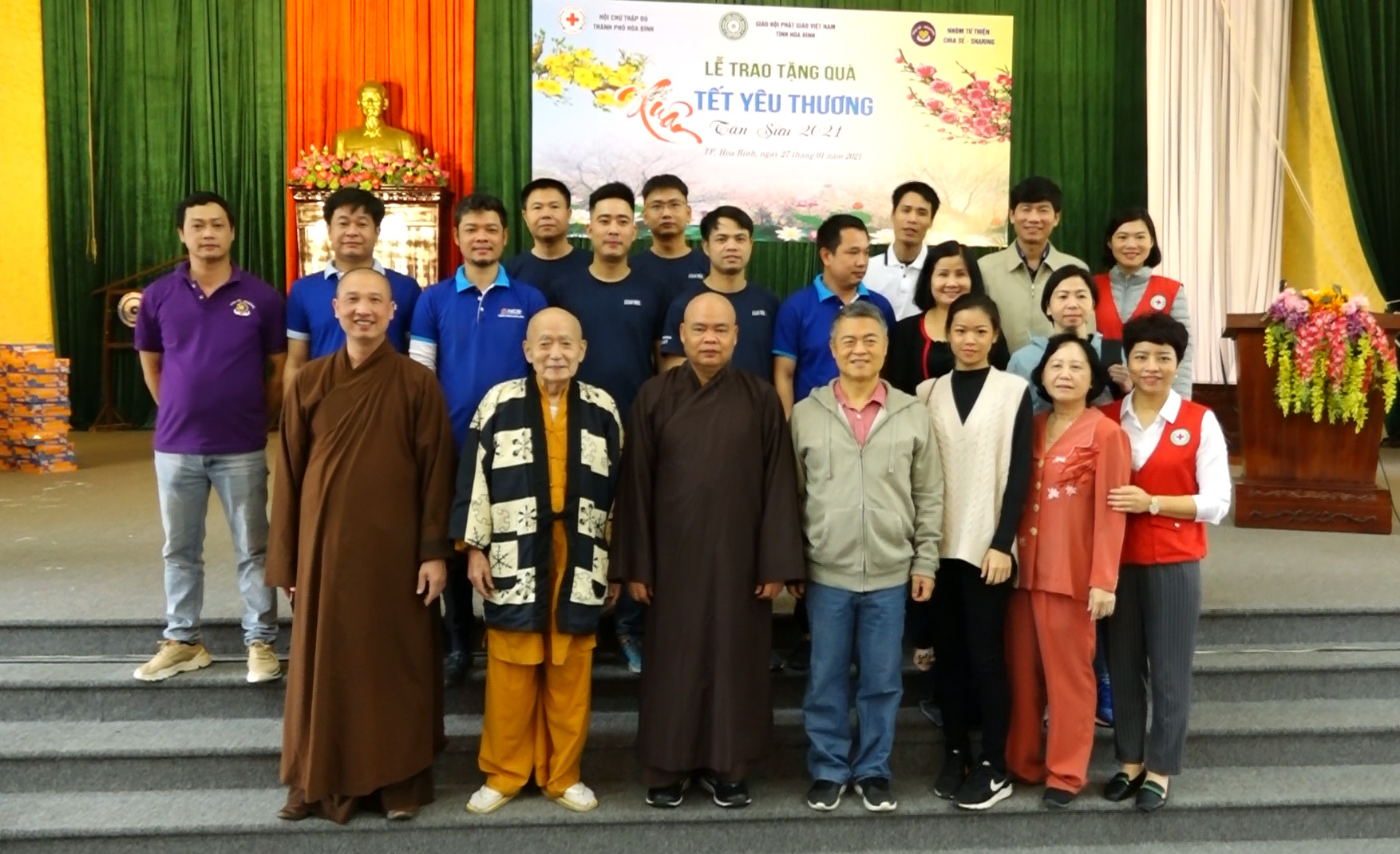 Sơn La - Hòa Bình: Ban TTXH Phật giáo TP. HCM tiếp tục hành trình Tết yêu thương ’ Xuân Tân Sửu 2021