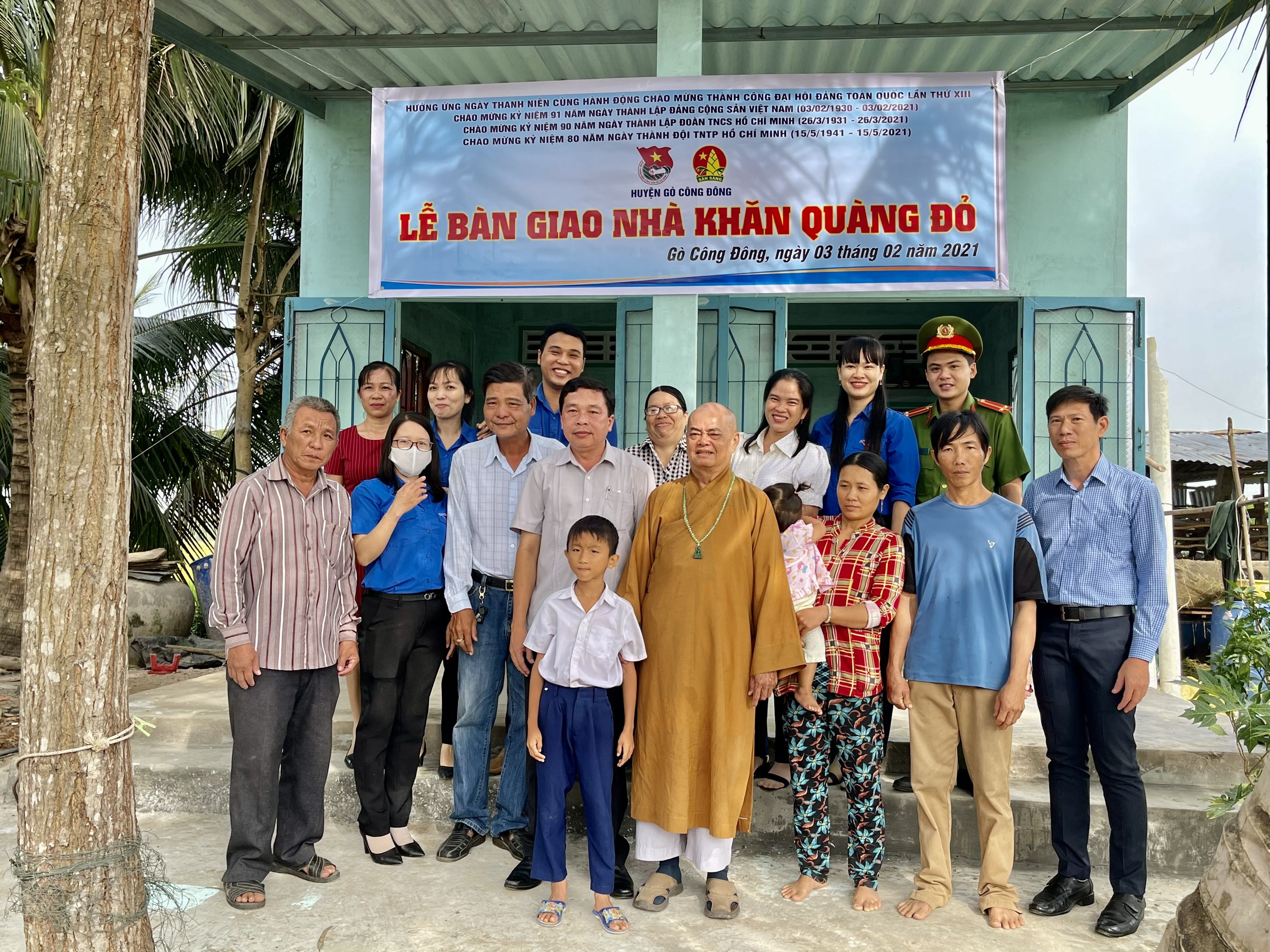 Tiền Giang: Ban Trị sự Phật giáo huyện Gò Công Đông bàn giao căn Nhà Khăn Quàng Đỏ