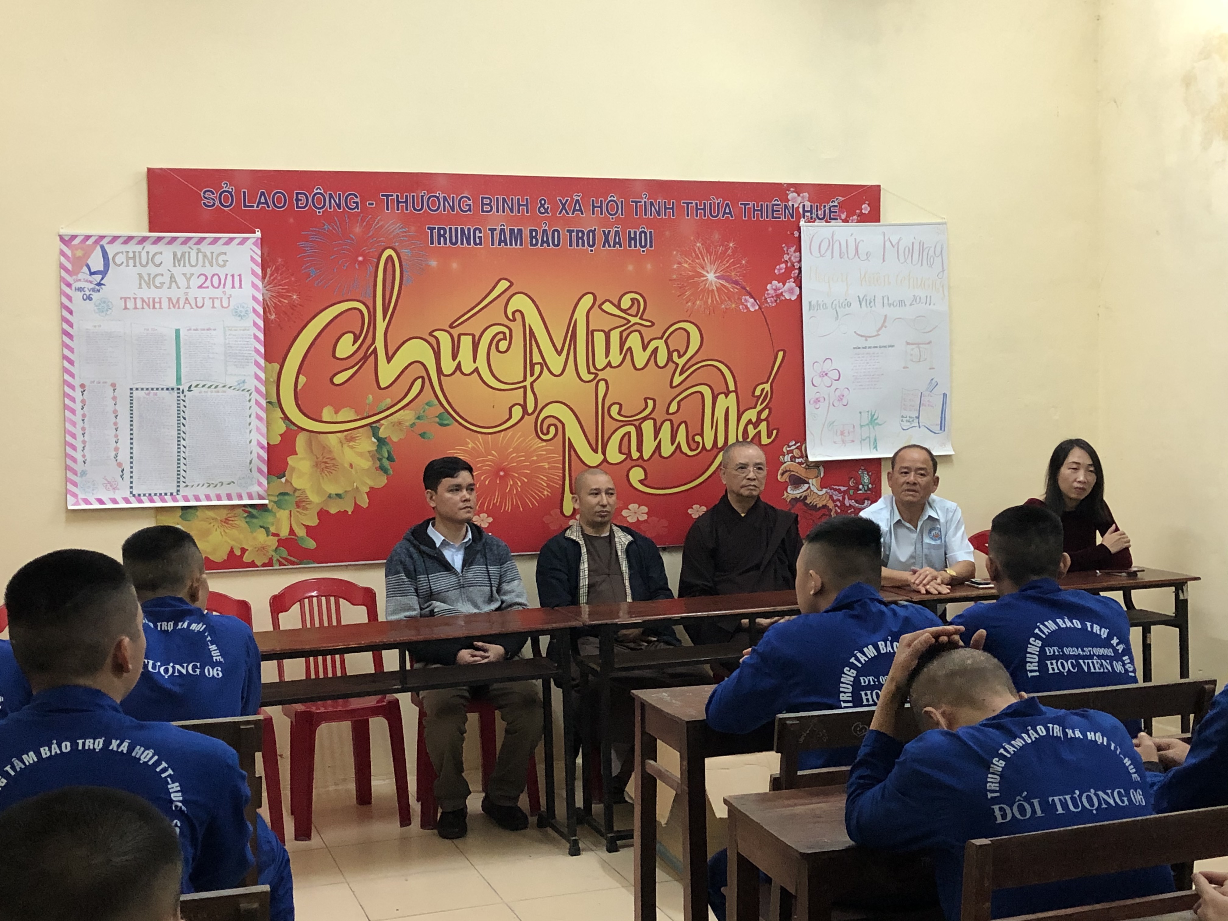 TT Huế: Chùa Từ Lâm thăm và tặng quà đến các học viên cai nghiện và bệnh nhân tâm thần tại Trung tâm bảo trợ xã hội tỉnh