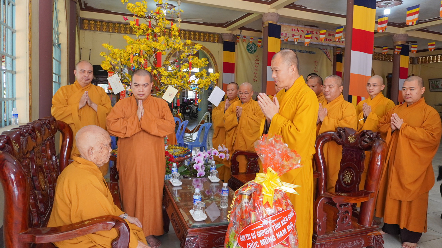 Kiên Giang: Ban Trị sự Phật giáo tỉnh thăm và chúc Tết chư vị Hòa thượng