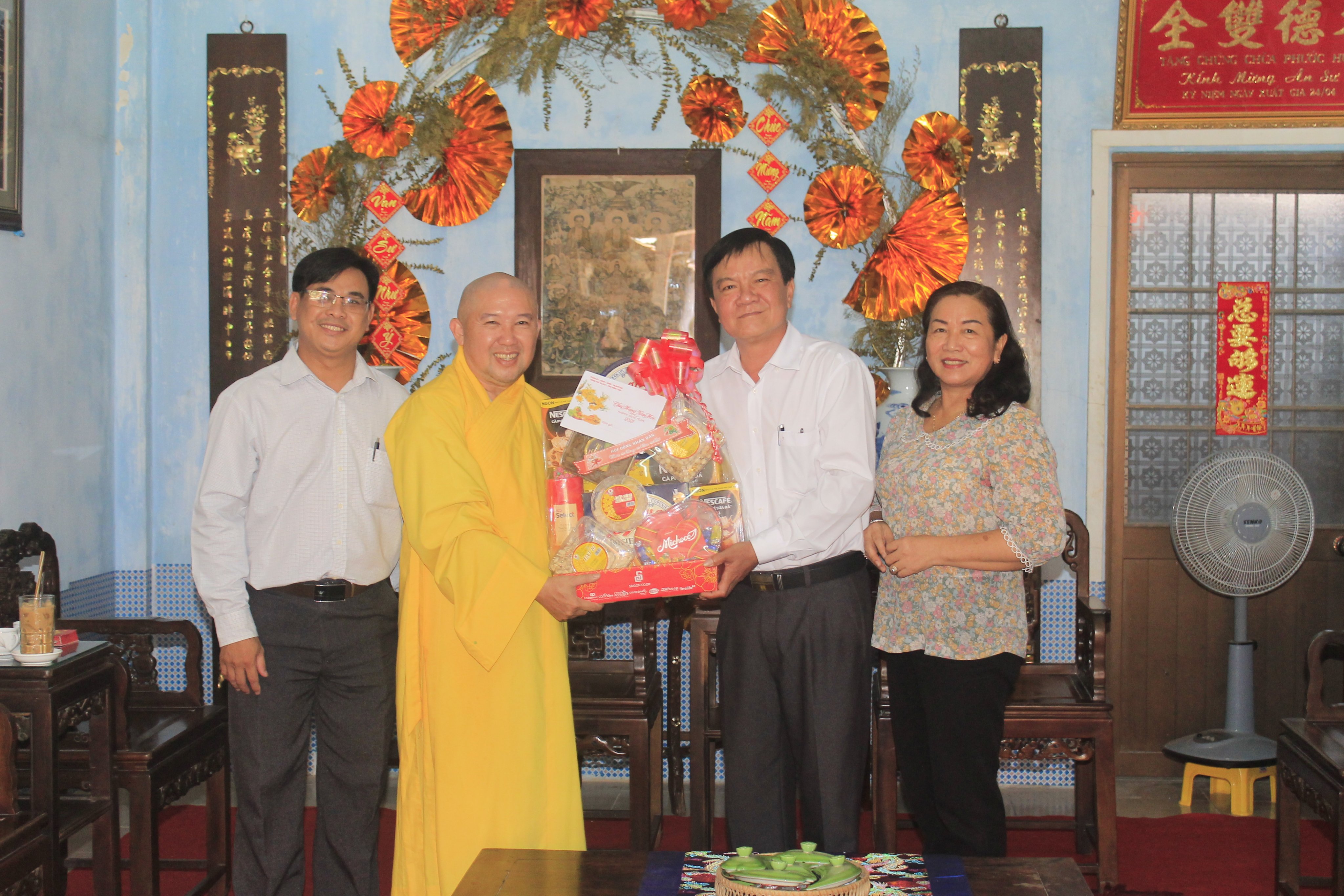 Đồng Tháp: Phật giáo TP. Sa Đéc đón các phái đoàn Chánh quyền chúc tết xuân Tân Sửu 2021