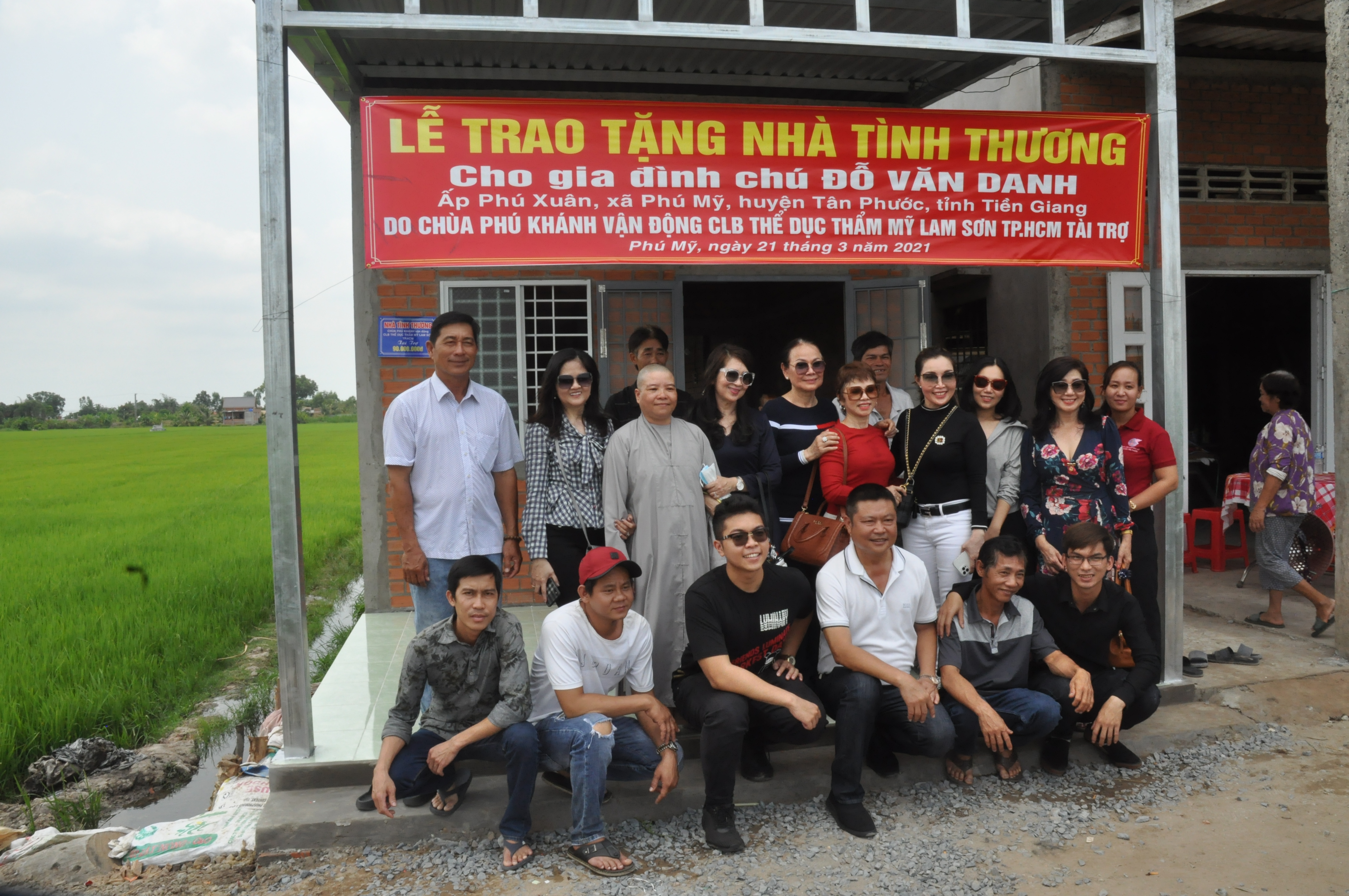 Tiền Giang: Chùa Phú Khánh tổ chức bàn giao nhà tình thương tại huyện Tân Phước