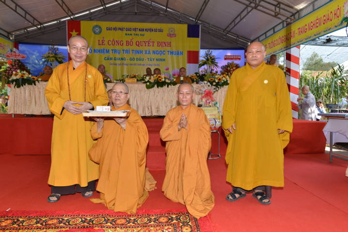 Tây Ninh: Ban Trị sự GHPGVN huyện Gò Dầu long trọng tổ chức lễ công bố Quyết định bổ nhiệm Trụ trì Tịnh xá Ngọc Thuận