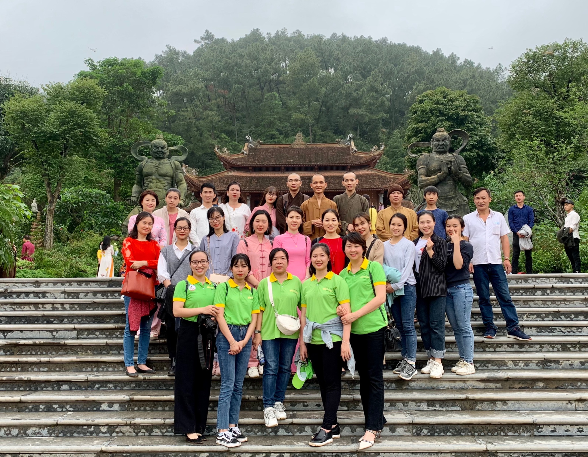 Hà Nội: Gia đình Tuổi trẻ Phật giáo Sen Vàng với hành trình về “Hà Nam - Đất mẹ Anh hùng”