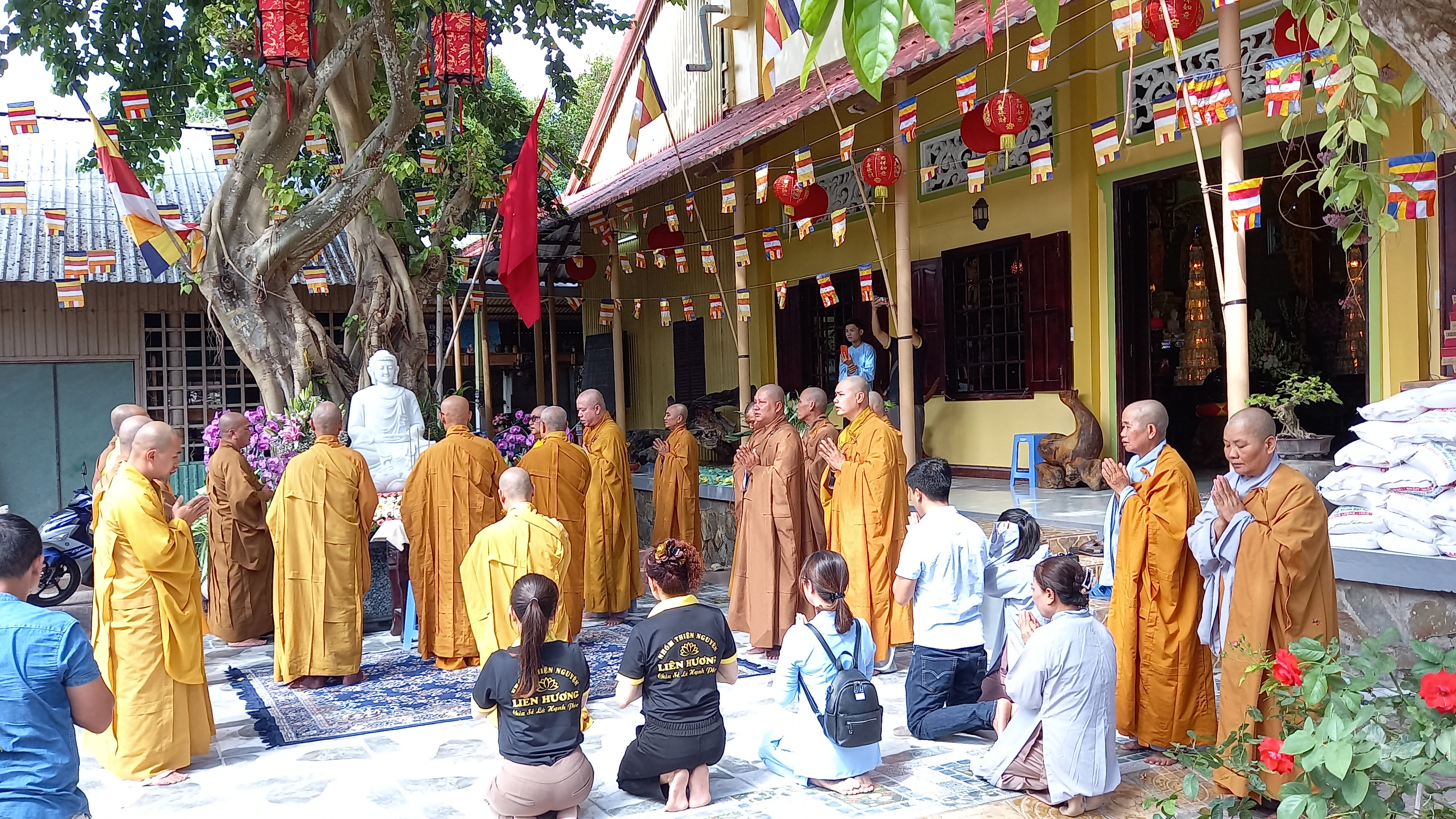 Trà Vinh: Lễ An vị Phật, trao nhà tình thương, tặng quà từ thiện tại chùa Phước An và tịnh xá Ngọc Hiệp