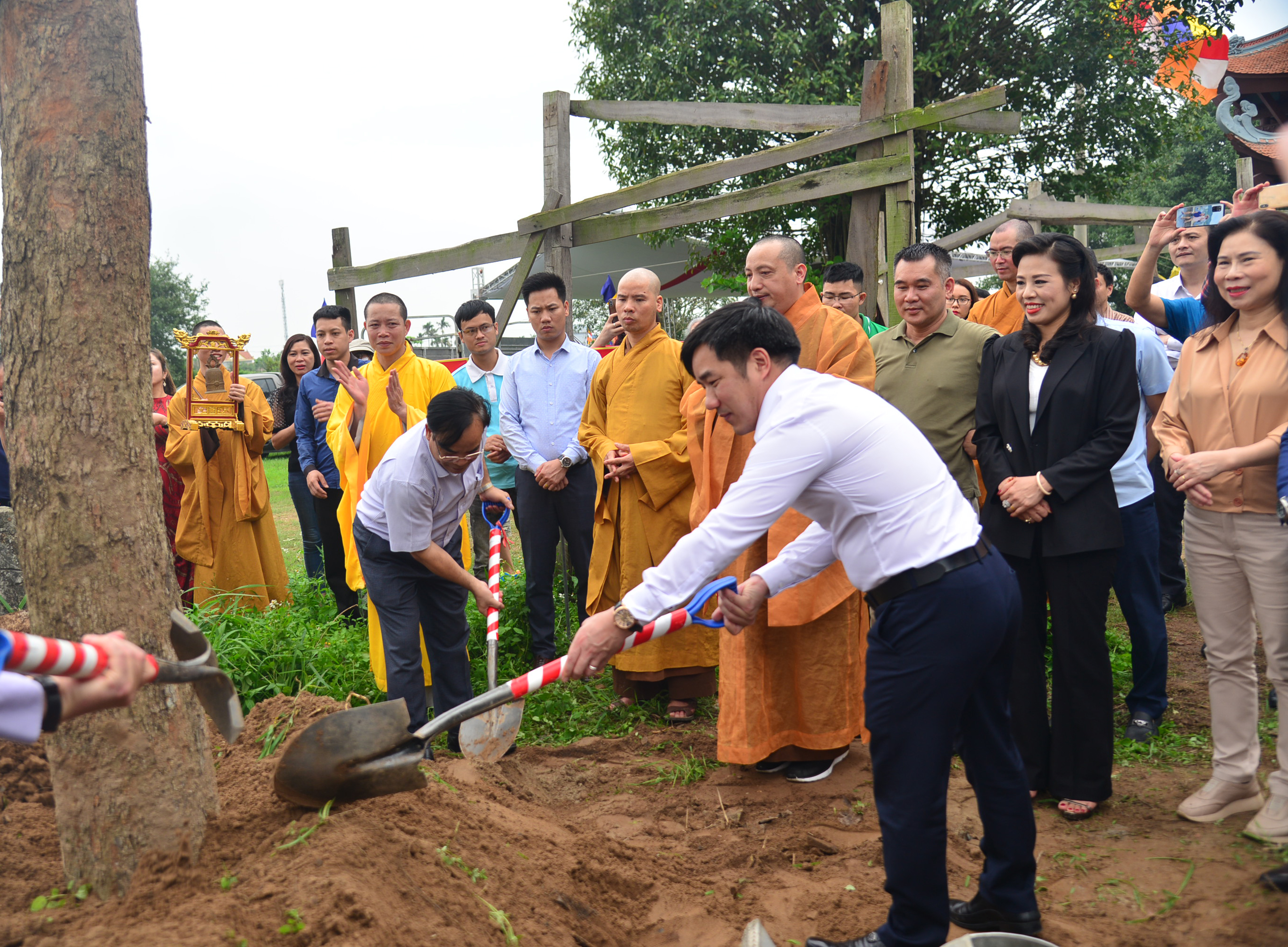 Hải Phòng: Chùa Thắng Phúc trồng hơn 1 nghìn cây xanh hưởng ứng lời kêu gọi của GHPGVN