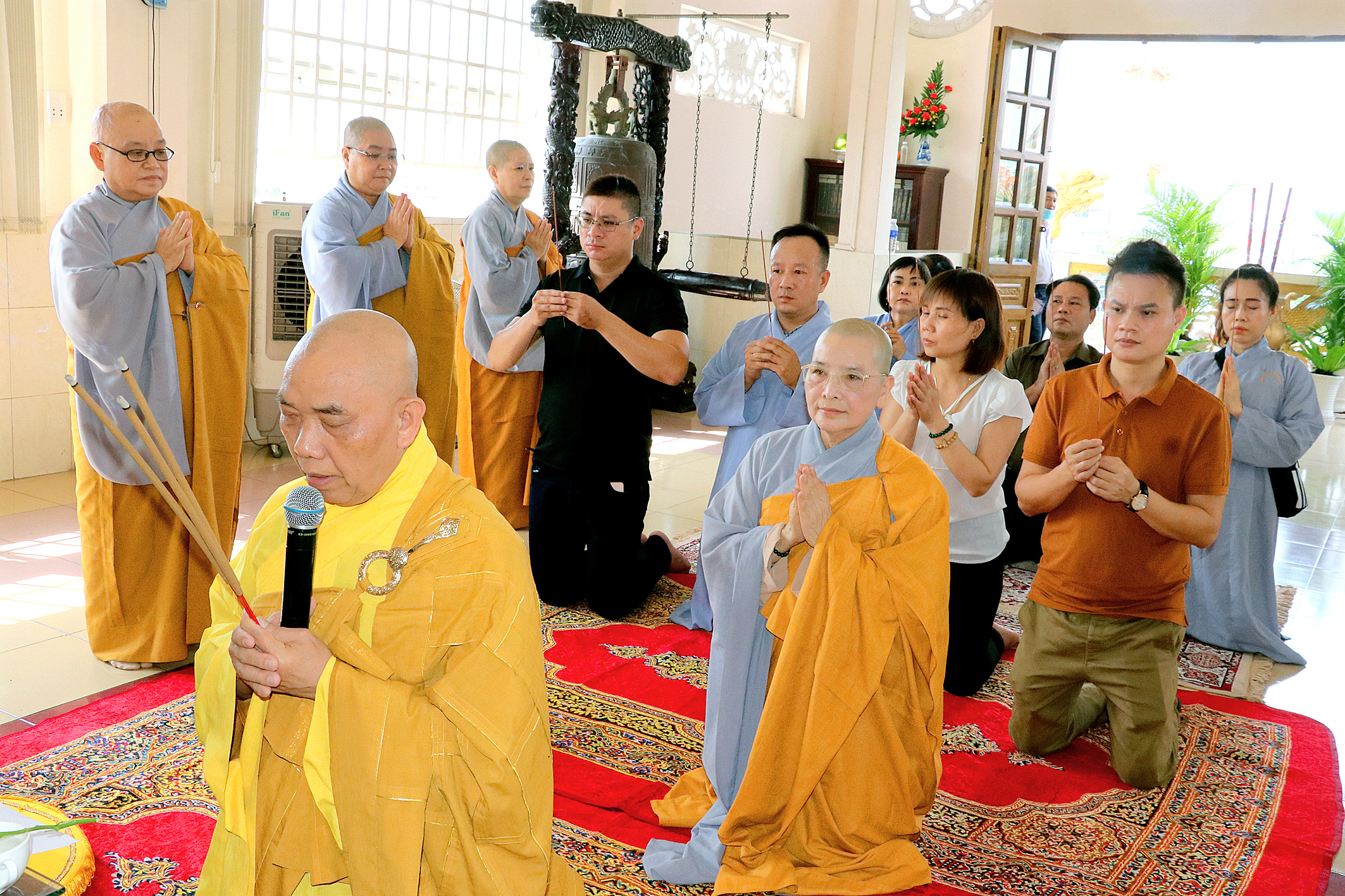 Bình Dương: Trang nghiêm lễ an vị Tôn tượng Di Lặc và Bồ tát Quán Thế Âm tại chùa Thiên Trúc