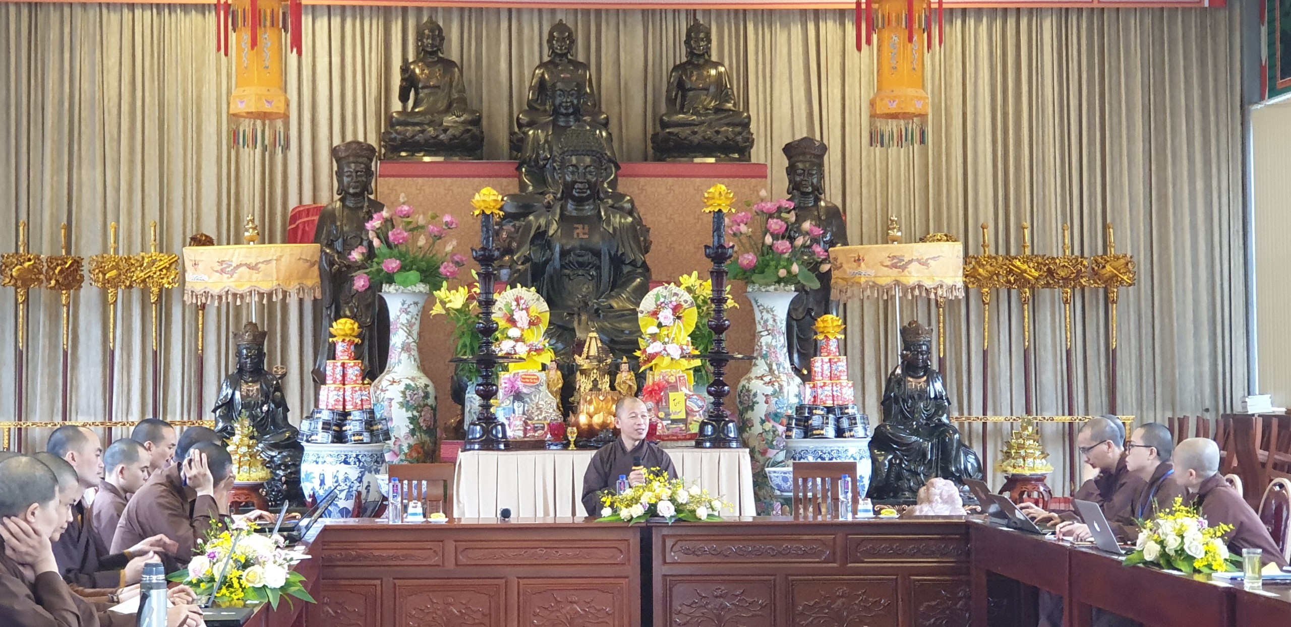 Hà Nội: TT. Thích Minh Nhẫn chia sẻ kinh nghiệm Hoằng pháp cho Tăng, Ni lớp Cao cấp Giảng sư 