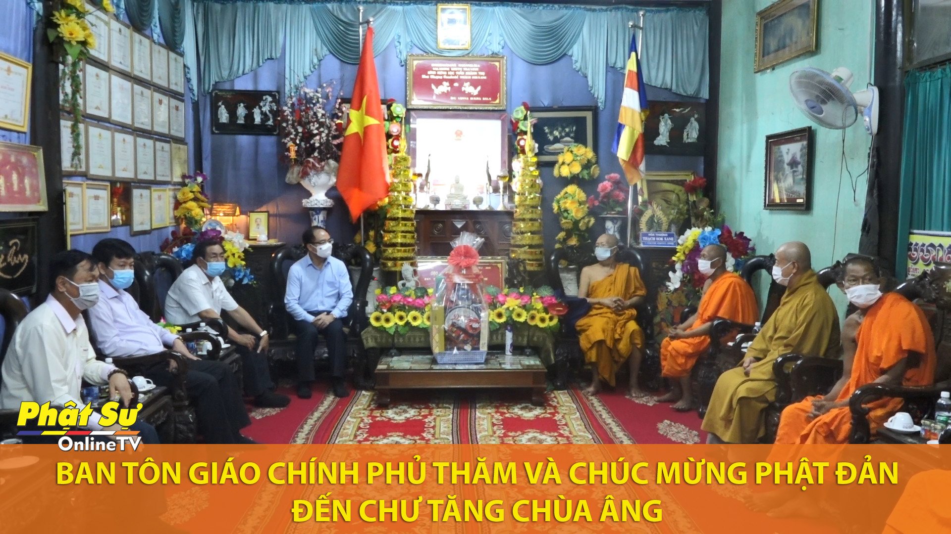 [Video] Trà Vinh: Ban Tôn giáo Chính phủ thăm và chúc mừng Phật Đản đến chư Tăng chùa Âng
