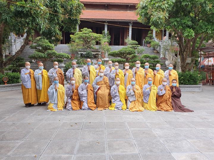 Hà Nội: Ni chúng chùa Bồ Đề tác pháp an cư tại chỗ