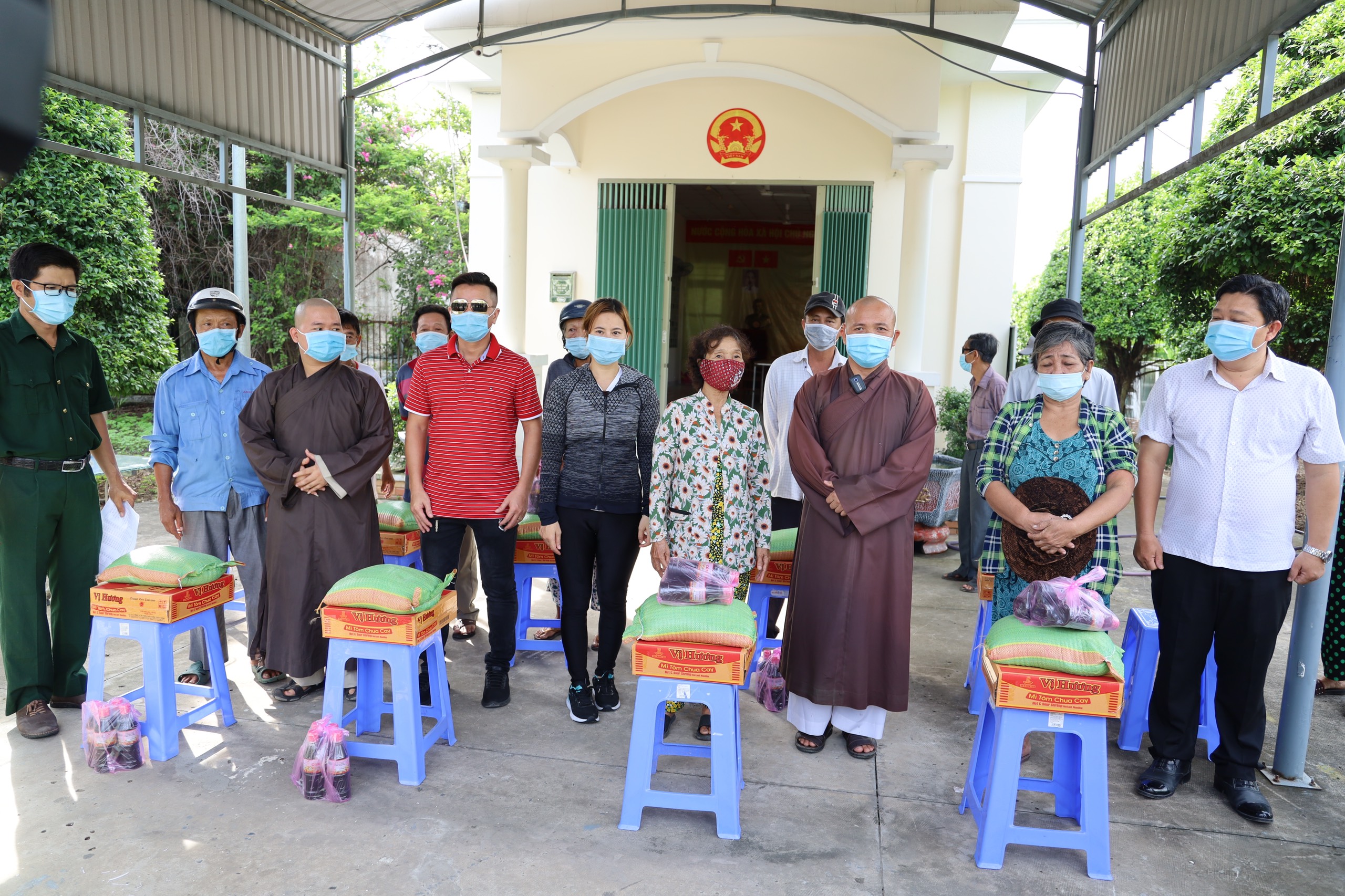 TP. HCM: Tu viện Kim Cang chung tay cùng bà con nghèo trong mùa dịch Covid-19