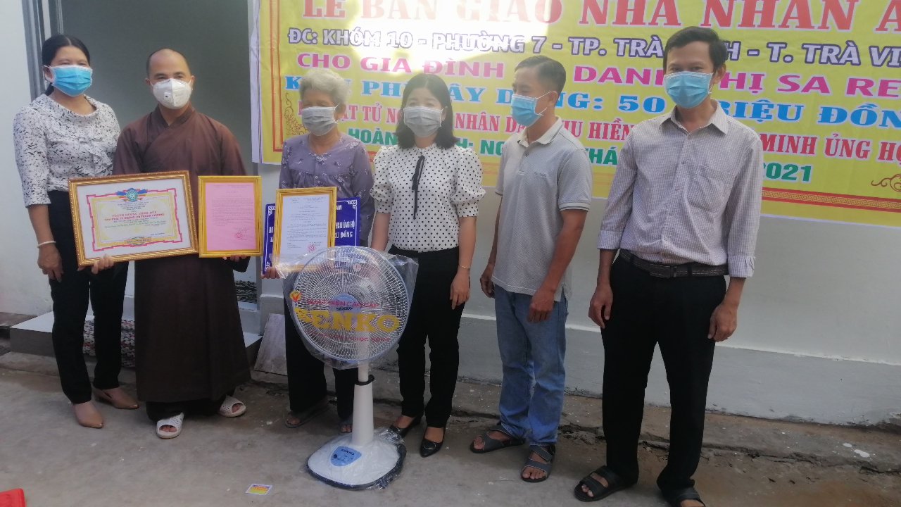 Trà Vinh: Chùa Long Khánh làm lễ bàn giao Nhà Nhân Ái tại phường 7, TP.Trà Vinh