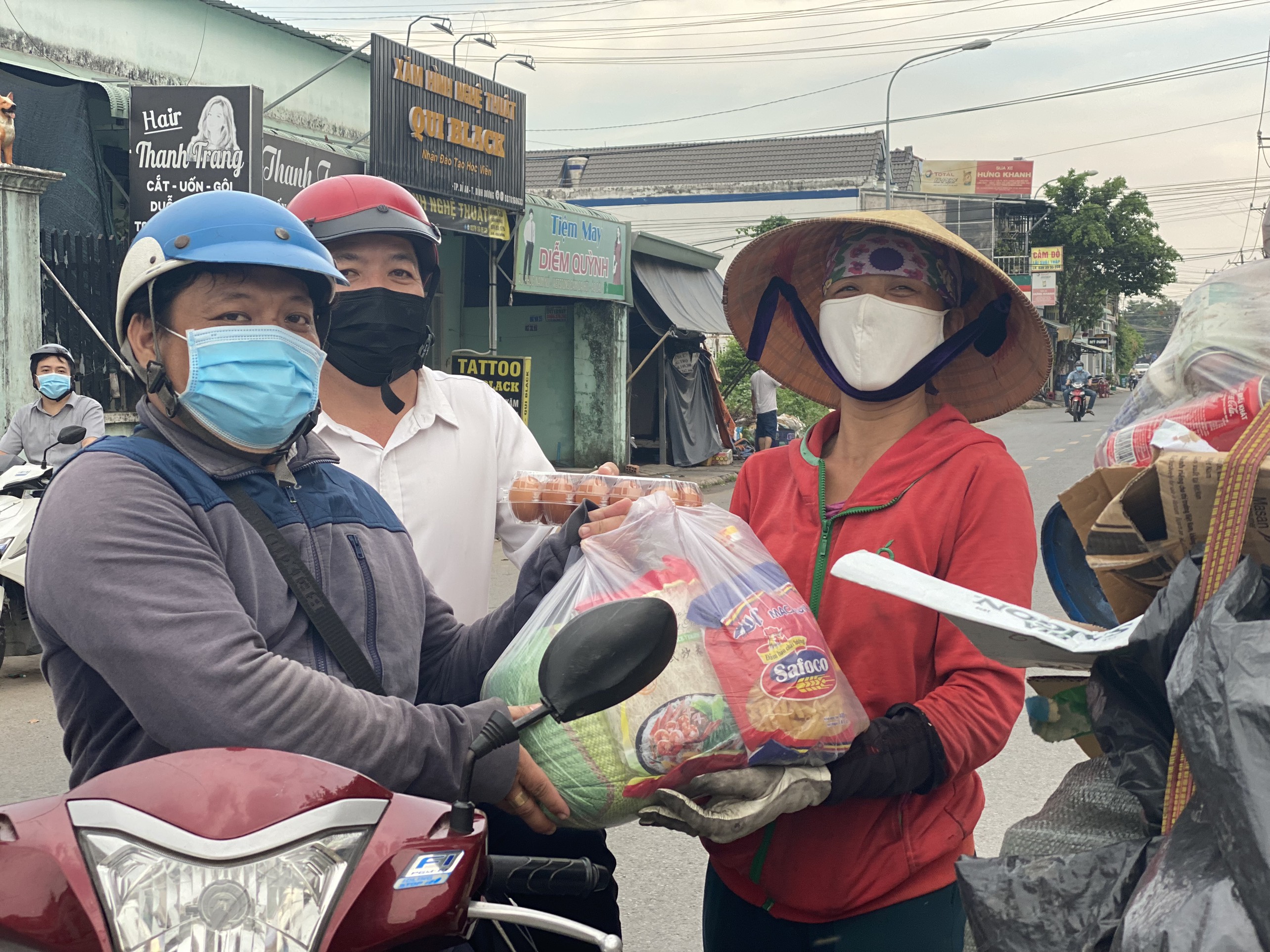 Bình Dương: Chùa Thiên Quang tiếp tục hỗ trợ người dân khó khăn  trong mùa dịch