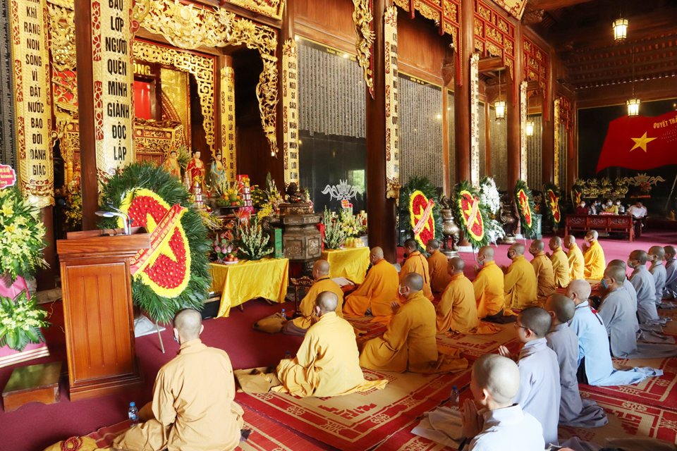 Thái Bình: Lễ cầu siêu nhân dịp kỉ niệm ngày Thương binh – Liệt sĩ tại Đền thờ Liệt sỹ tỉnh